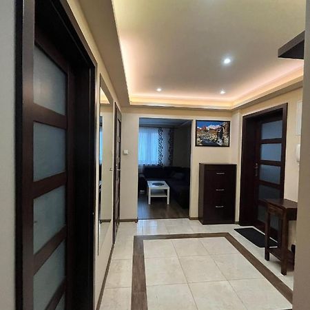 ראדום Luxury Apartaments Klimatyzacja 2 מראה חיצוני תמונה